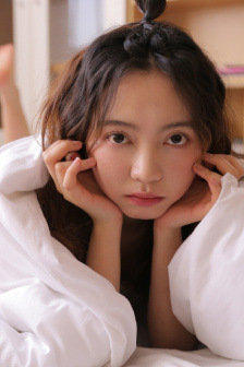 飞行员小姐